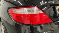 Mercedes-Benz SLK 250 CDI BlueEFFICIENCY 2dr Tip Auto Diesel Roadster